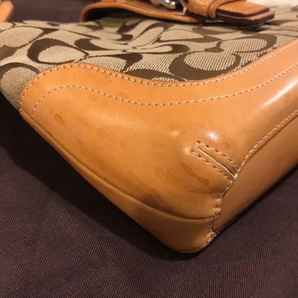 Coach Purse - Picture 4 of 6